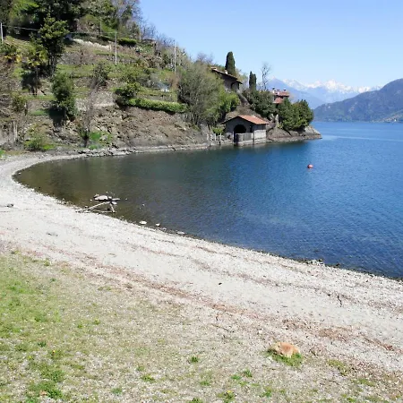 Locazione Turistica Casa Paesett بيت للعطل